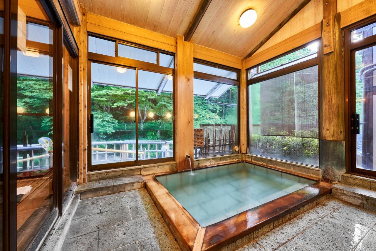 Shima-Onsen Toshimaya Nakanojo Exterior photo